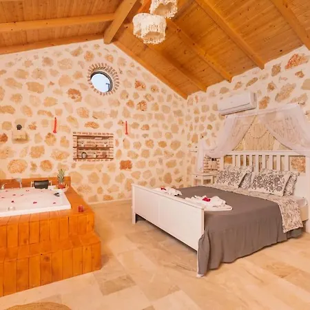 Villa Kirlangic Evi *